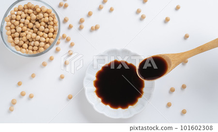 醬油和大豆 | 醬油和調味料圖像 醬油和大豆 | 醬油和調味料圖像 101602308