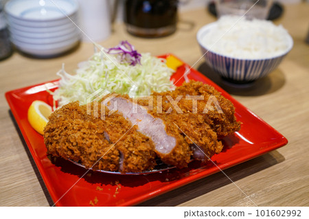 Delicious tonkatsu 101602992
