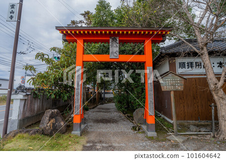 Lonzen寺 Lonzen寺 101604642