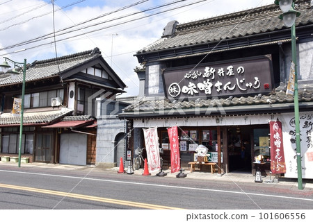 佐野市街頭的味噌饅頭店 101606556