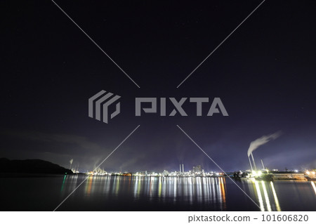 Factory night view floating on the surface of the water 101606820