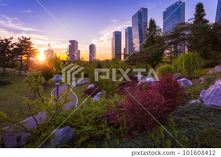 Songdo Central Park in Songdo District, Incheon South Korea. Songdo Central Park in Songdo District, Incheon South Korea. 101608412