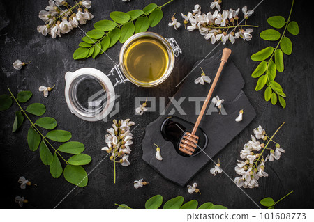 Acacia honey 101608773