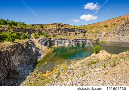 Beautiful clear water lake 101608786