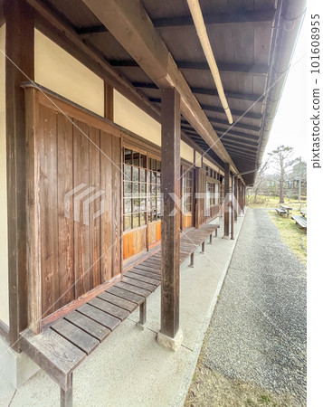 老木門廊 101608955