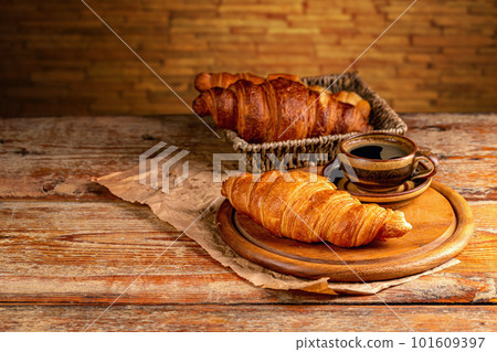 Fresh croissants for breakfast 101609397
