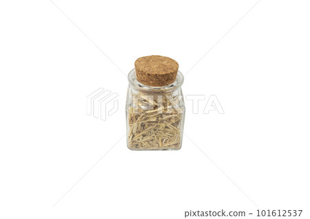 siberian ginseng in latin Eleutherococcus senticosus in a glass jar isolated on white background. 101612537
