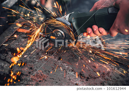 Electric saw machine 101612944