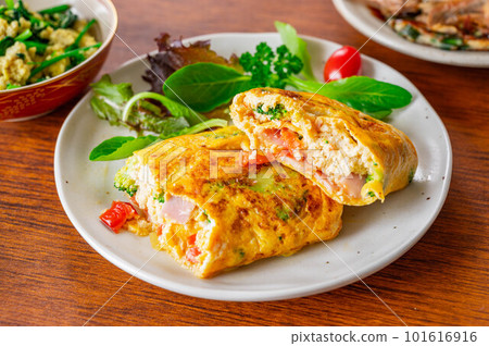 Tofu meal and vegetable tamagoyaki Tofu meal and vegetable tamagoyaki 101616916