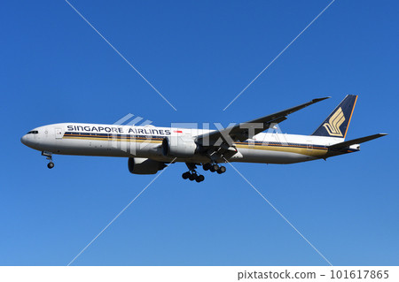 Singapore Airlines passenger plane B777-300ER 101617865