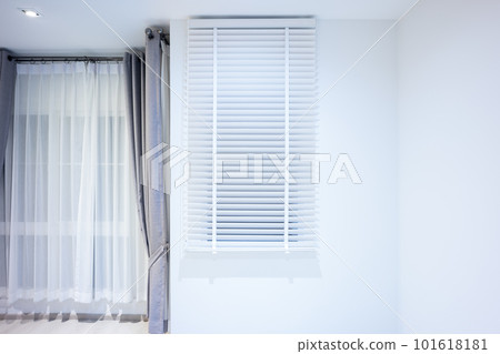Interior design in bedroom at night. 101618181