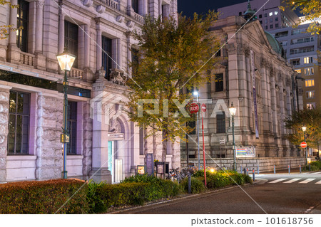 "Kanagawa Prefecture" Yokohama Bashamichi / Night view of modern cityscape 101618756
