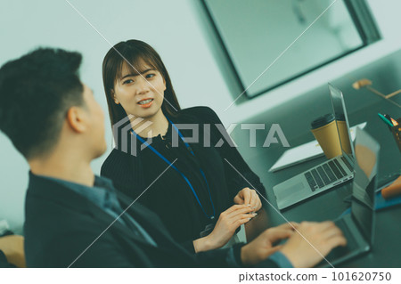 businessperson, employee, office worker 101620750