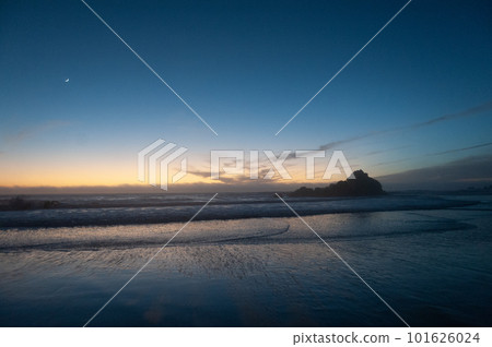 Sunset at Pfeiffer Beach 101626024