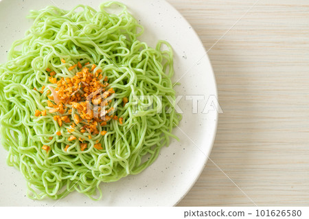 green jade noodle with garlic green jade noodle with garlic 101626580