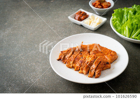 grilled pork marinated Kochujang sauce in Korean style with vegetable and kimchi grilled pork marinated Kochujang sauce in Korean style with vegetable and kimchi 101626590