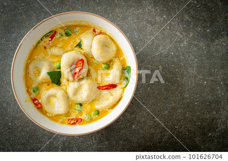 Green curry soup with Fish ball Green curry soup with Fish ball 101626704