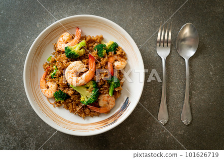 fried rice with broccoli and shrimps fried rice with broccoli and shrimps 101626719