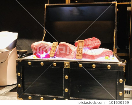 在高級烤肉店吃的肉 101630369