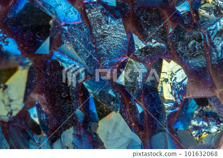 Macro mineral stone Titanium Quartz, Flame Aura Quartz on a white background 101632068