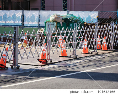 Construction site work vehicle entrance gate Construction site work vehicle entrance gate 101632466