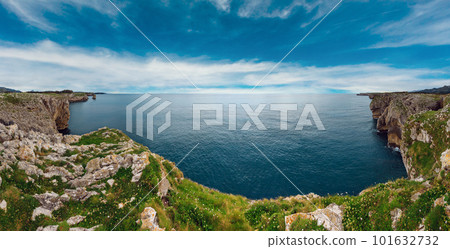 Bay of Biscay rocky coast, Spain. 101632732