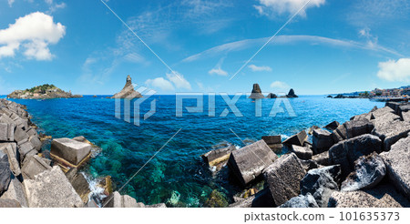 Lachea Island on Aci Trezza, Sicily coast 101635373