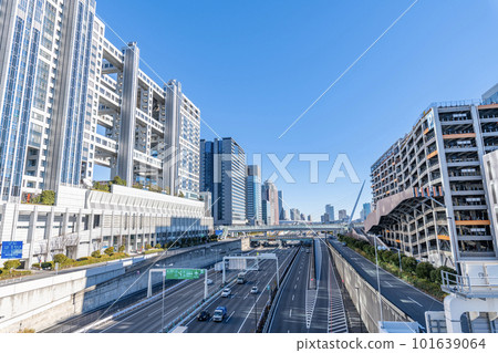Odaiba, Minato-ku, Tokyo, a popular tourist destination Odaiba, the cityscape around the Fuji TV headquarters building 101639064