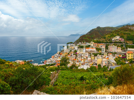 Summer Riomaggiore village coast, Cinque Terre Summer Riomaggiore village coast, Cinque Terre 101647554