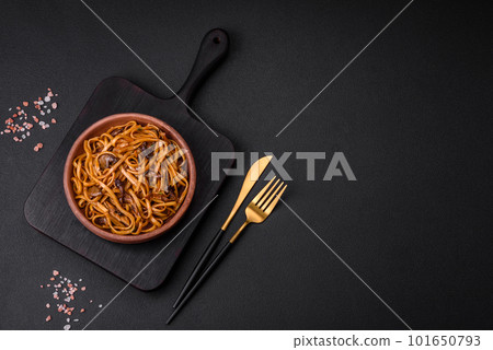 Delicious noodles or udon with mushrooms, salt, spices and herbs 101650793
