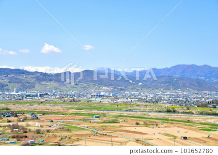 Shinonoi Station / Overlooking the Northern Alps (Mt. Shirouma) (Nagano City, Nagano Prefecture) [2023.4] 101652780