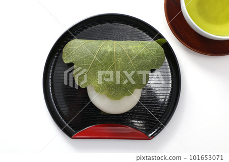 Delicious Kashiwamochi Delicious Kashiwamochi 101653071