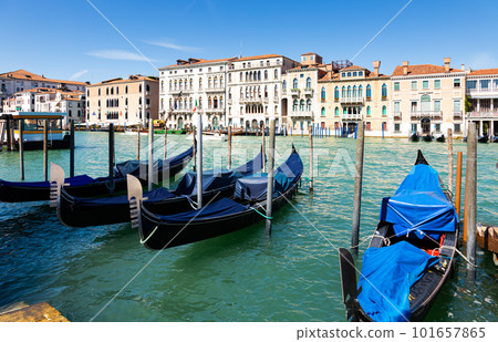 Picturesque view of Venice Grand Canal Picturesque view of Venice Grand Canal 101657865