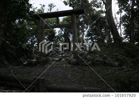 Remote and isolated hidden island Aogashima island in Tokyo, Japan 101657920