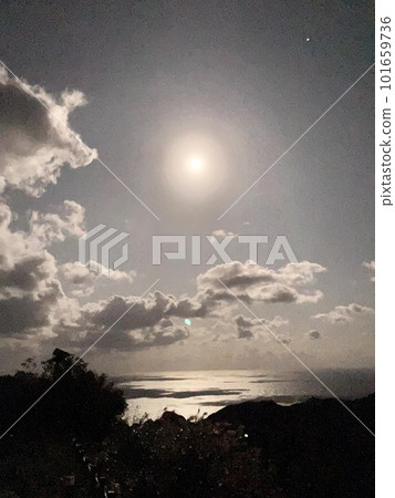Remote and isolated hidden island Aogashima island in Tokyo, Japan 101659736