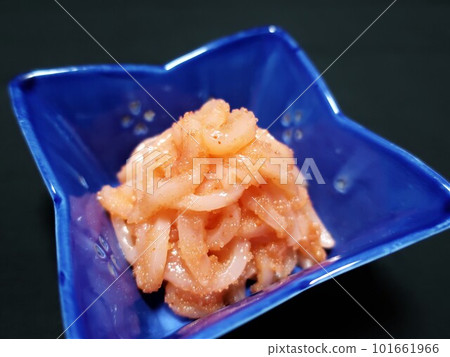 Squid Sashimi Dressed with Mustard and Mentaiko 101661966