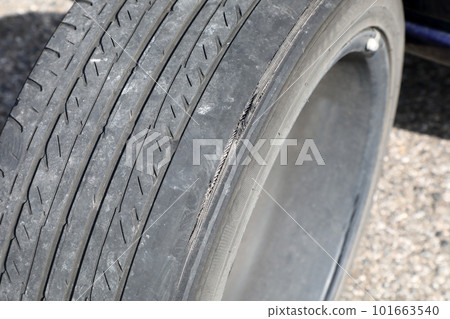worn tires worn tires 101663540