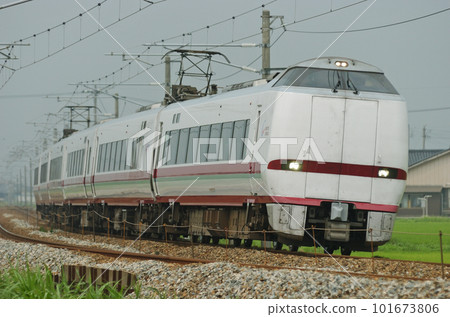 Hokuriku Main Line Nishi-Takaoka - Takaoka Hokuetsu Express 683 series 8000 series N03 formation Hakutaka Hokuriku Main Line Nishi-Takaoka - Takaoka Hokuetsu Express 683 series 8000 series N03 formation Hakutaka 101673806