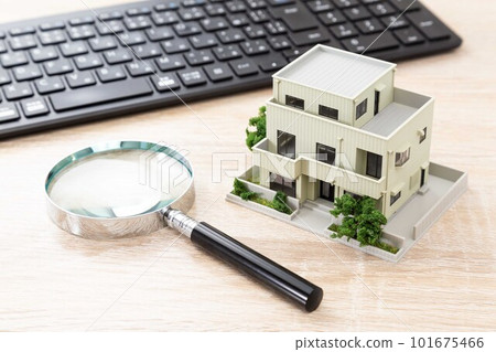 keyboard and real estate 101675466