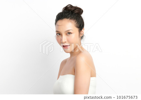 Beautiful young asian woman with clean fresh skin on white background, Face care, Facial treatment, Cosmetology, beauty and spa, Asian women portrait. Beautiful young asian woman with clean fresh skin on white background, Face care, Facial treatment, Cosmetology, beauty and spa, Asian women portrait. 101675673