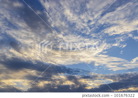 Beautiful sky with cloud before sunset 101676322
