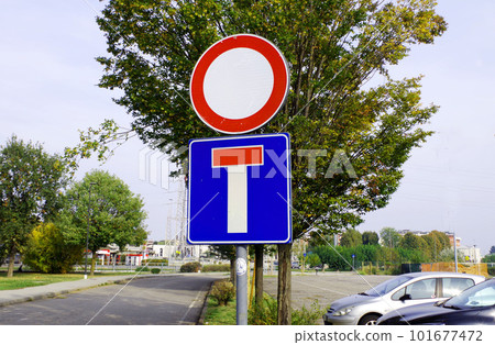 Italian road sign stop and dead end Italian road sign stop and dead end 101677472