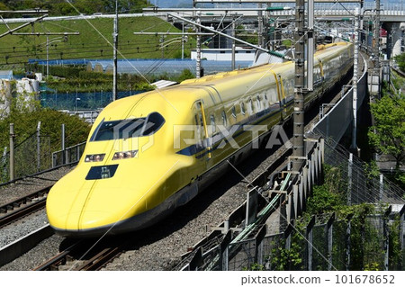 搭乘東海道新幹線前往博多的923型3000系（T5編隊） 101678652