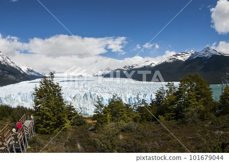 Perito Moreno Glacier landscape, Santa Cruz Province,Patagonia,  Argentina. 101679044