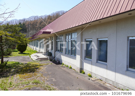 Hidaka Municipal Toyosato Elementary School (closed) Hidaka Municipal Toyosato Elementary School (closed) 101679696