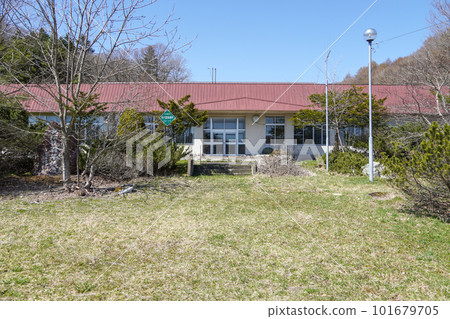 日高市立豐裡小學(關閉) 日高市立豐裡小學(關閉) 101679705