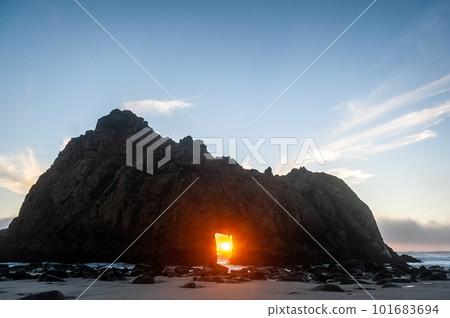 Sunset at Pfeiffer beac 101683694
