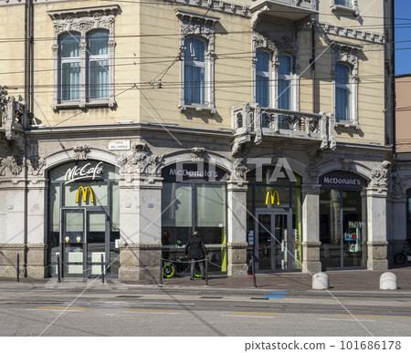 Mc Donald's fast food restaurant in Padua, Italy 101686178