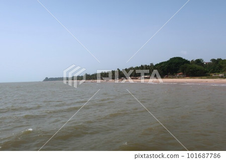 Lungi coast with airport (Republic of Sierra Leone) 101687786