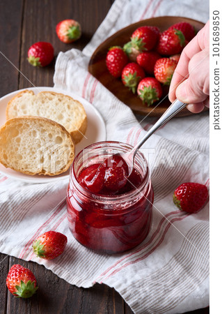 自製草莓醬 101689850